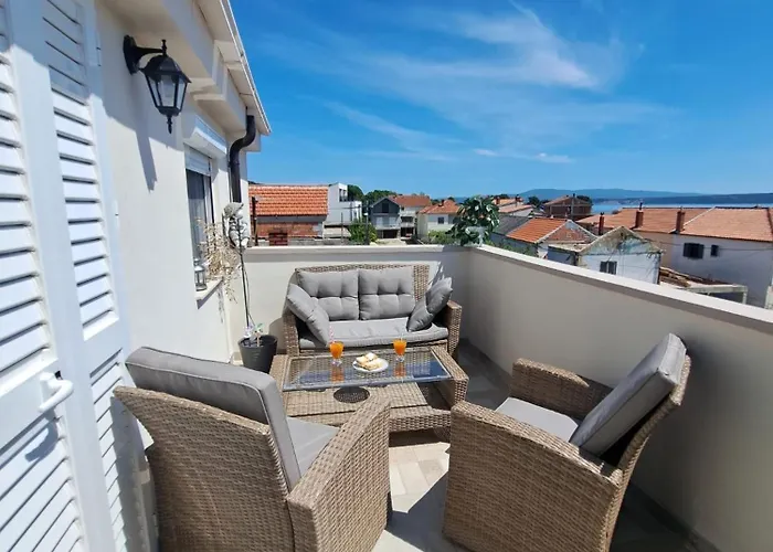 Apartman Lucia Posedarje