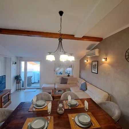 Apartmán Lucia *